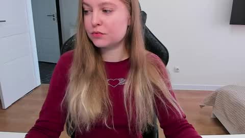 Stacy  online show from April 12, 11:36 am