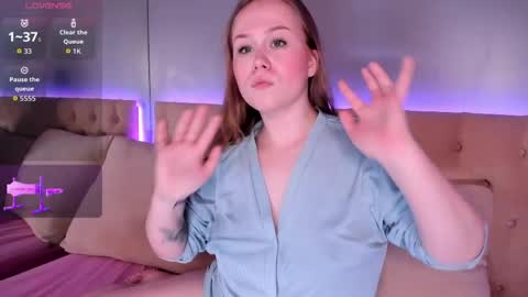 STACY online show from May 3, 9:10 pm