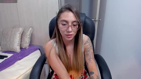 Stacy Conner online show from September 13, 3:20 am