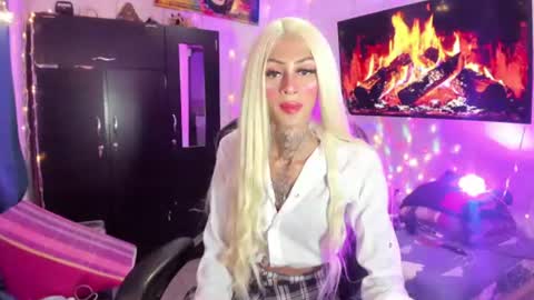stacymalibuxx online show from July 17, 3:19 am