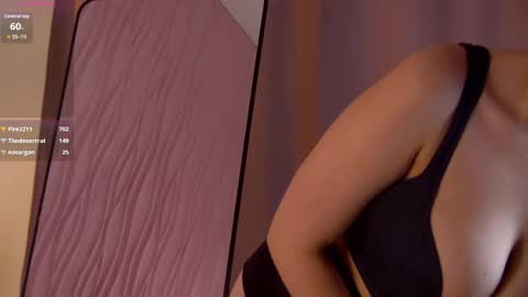 Stacy online show from April 9, 6:24 pm