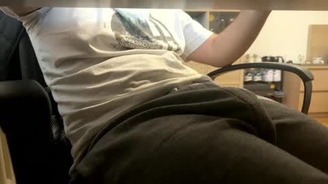 stang_ online show from September 26, 2:47 pm