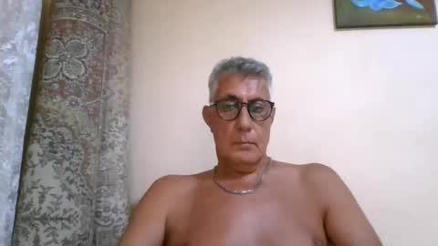 star0806666a online show from August 6, 11:30 am