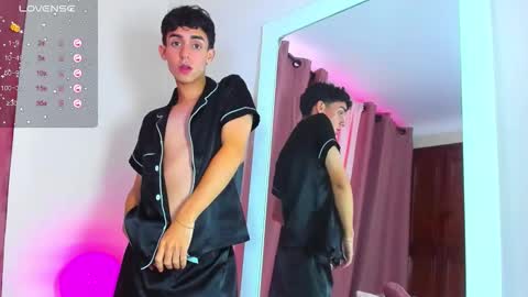 Ethan online show from January 7, 5:29 pm