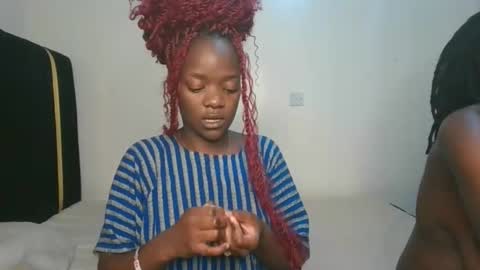 lia online show from November 2, 9:48 pm