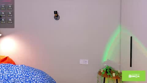 Nina online show from November 4, 2:57 am