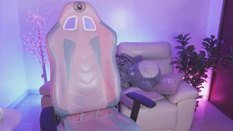 Yoko online show from September 25, 12:45 pm