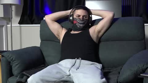 stayin hard online show from December 21, 12:06 am