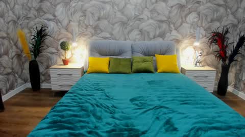 steel_doll online show from January 8, 3:19 am