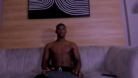 steelssavage online show from December 1, 7:12 pm