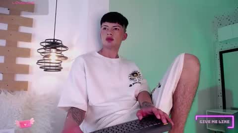 Steev online show from March 11, 9:34 am