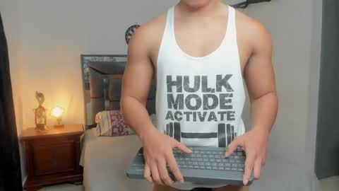 stefan_leenox online show from June 5, 6:52 am