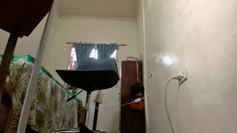 stefania online show from December 2, 12:25 pm