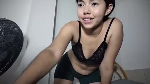 stefany online show from February 5, 6:13 am