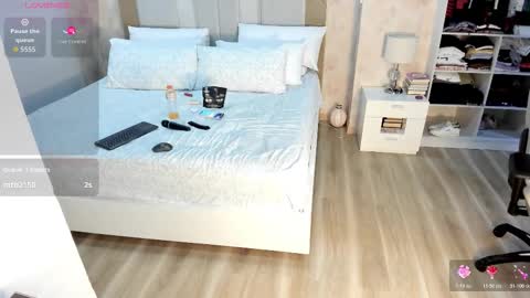 Zuly online show from March 18, 1:22 am