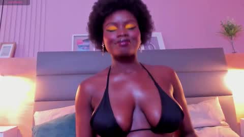 STELA online show from November 14, 8:33 pm