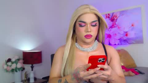 CALL ME STELLA online show from September 15, 11:12 am