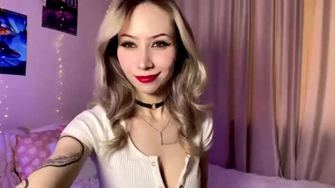Alexia online show from May 31, 5:39 am