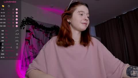 Stacy online show from February 14, 2:23 pm