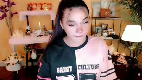 Stella sweet online show from January 18, 9:40 am