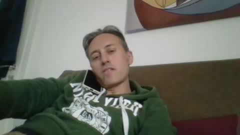 sten015 online show from December 4, 1:36 pm