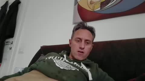 sten015 online show from February 26, 1:54 pm