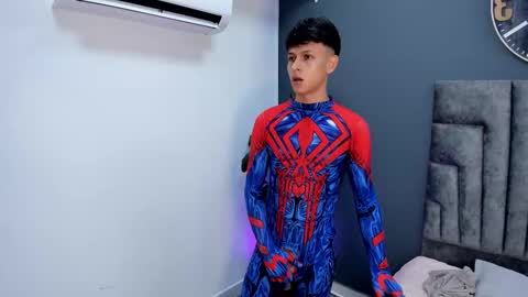 Stephane Rouss online show from November 1, 1:17 am