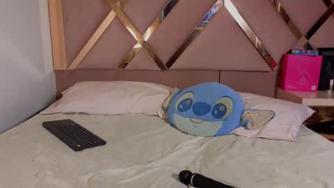 stephany_grand online show from March 11, 6:44 pm