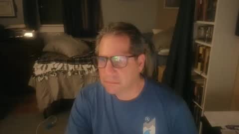 stephenhal9 online show from April 29, 3:44 am