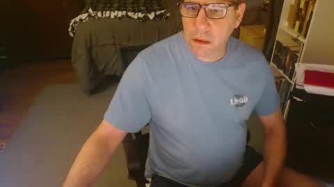 stephenhal9 online show from March 5, 3:26 am