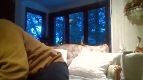 Snapshot of sterben13v chatting on March 12, 11:53 am Ian23602 online show from March 12, 11:53 am