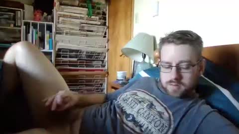 Snapshot of sterben13v chatting on September 30, 5:23 pm Ian23602 online show from September 30, 5:23 pm