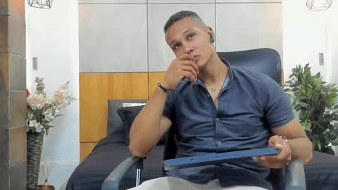    online show from March 2, 7:53 pm