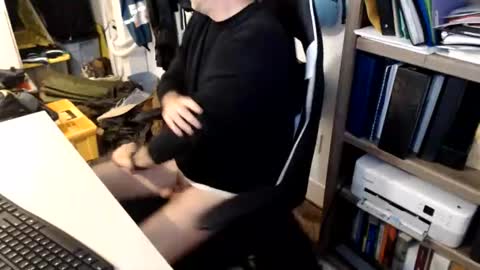steve_oo8 online show from July 29, 11:43 am