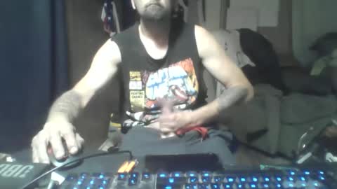 Steveneg13 online show from March 10, 9:01 am