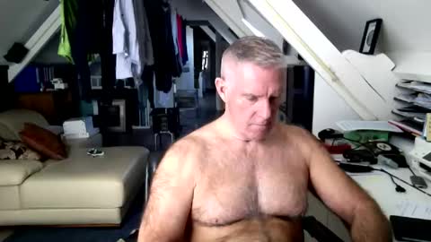 stevetwo online show from March 3, 12:34 pm