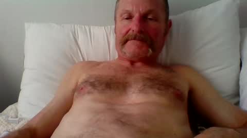 steviehard8 online show from June 27, 11:22 pm