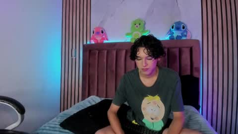 Sthepano  online show from April 15, 3:32 am