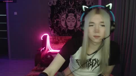 Steve online show from February 27, 5:49 pm