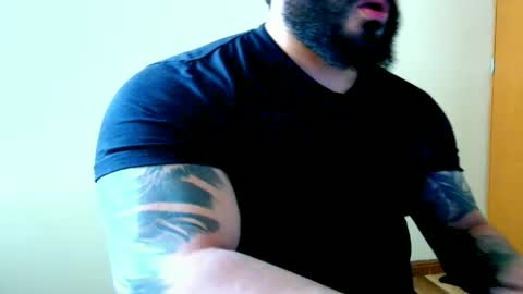 stiven253958 online show from April 21, 5:53 pm