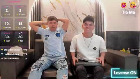 friends online show from March 22, 8:51 am