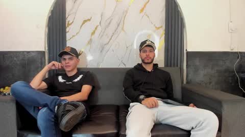 friends online show from March 21, 8:41 am