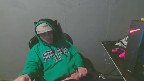 Snapshot of stonedpanda77 chatting on January 27, 5:47 am stonedpanda77 online show from January 27, 5:47 am