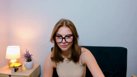 Stormi online show from February 20, 4:31 pm