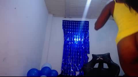 Snapshot of stormiing_18 chatting on September 25, 2:51 am stormiing_18 online show from September 25, 2:51 am