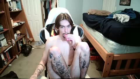 str8whiteboy21 online show from March 11, 1:23 pm