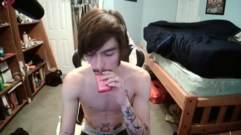 str8whiteboy21 online show from March 5, 3:29 pm