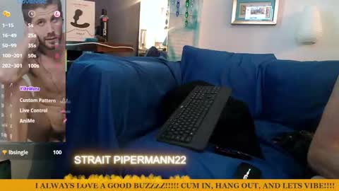 straitpipermann22 online show from December 13, 7:53 pm