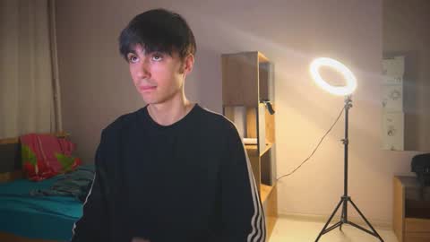 Ray online show from February 8, 4:32 pm