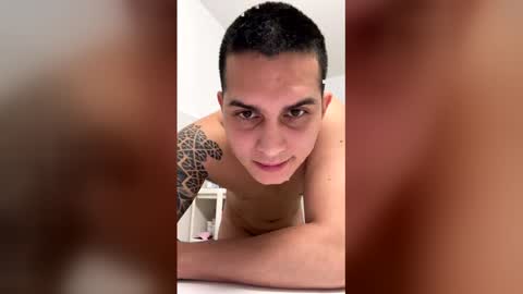 strangertho online show from March 12, 11:36 am